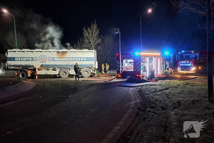 Flinke rookontwikkeling bij brand in tankwagen