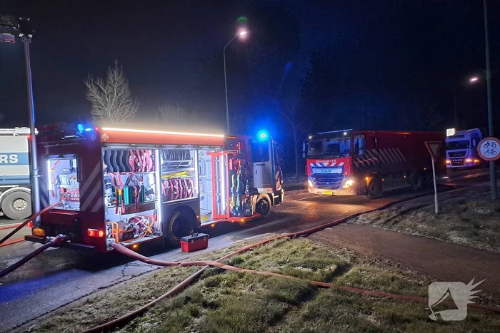 Flinke rookontwikkeling bij brand in tankwagen