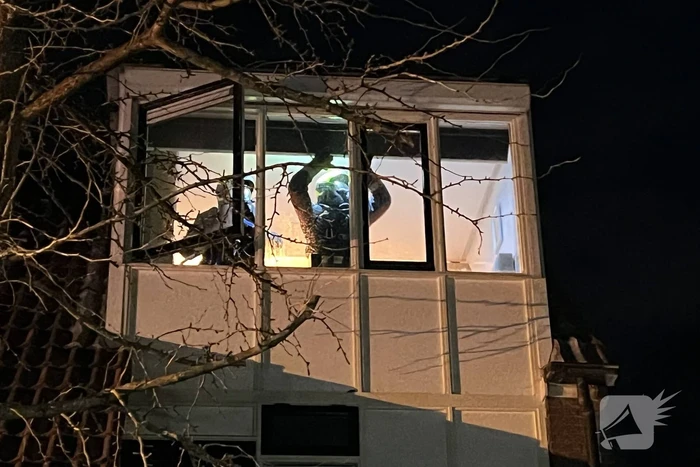 Brand in slaapkamer snel onder controle