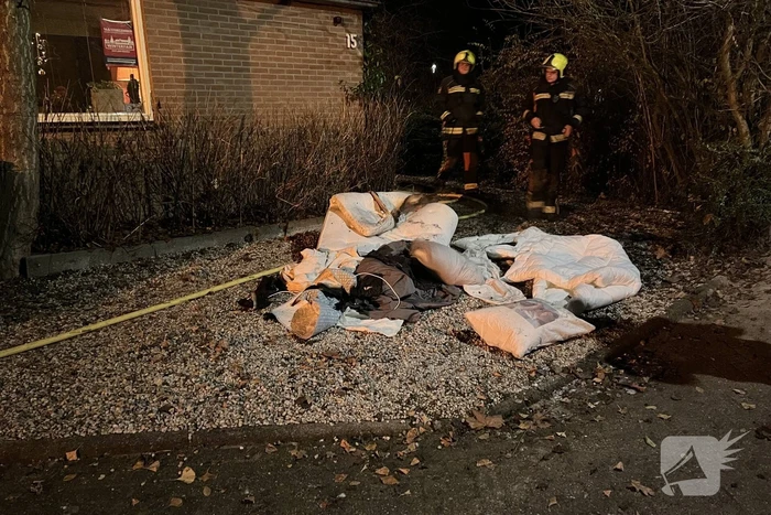 Brand in slaapkamer snel onder controle
