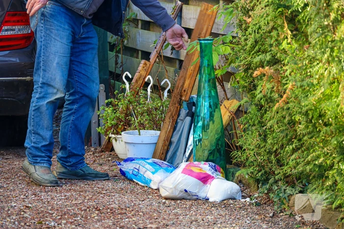 Gesprongen waterleiding zet kelder vol water