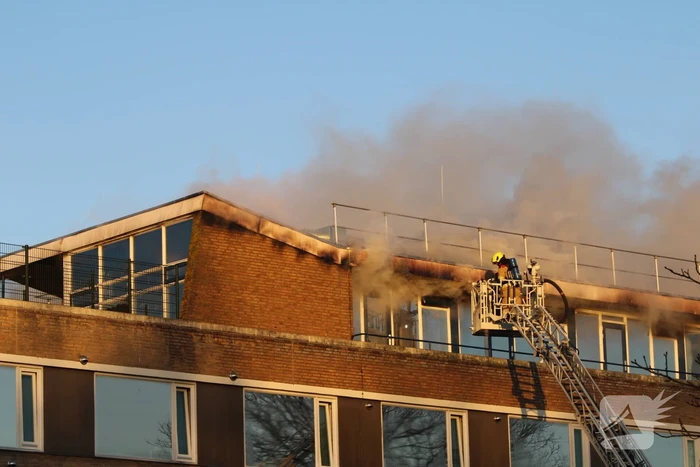 Grote uitslaande brand bij AZC