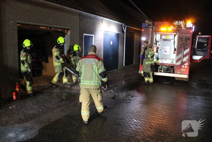 Wasdroger in brand in garage