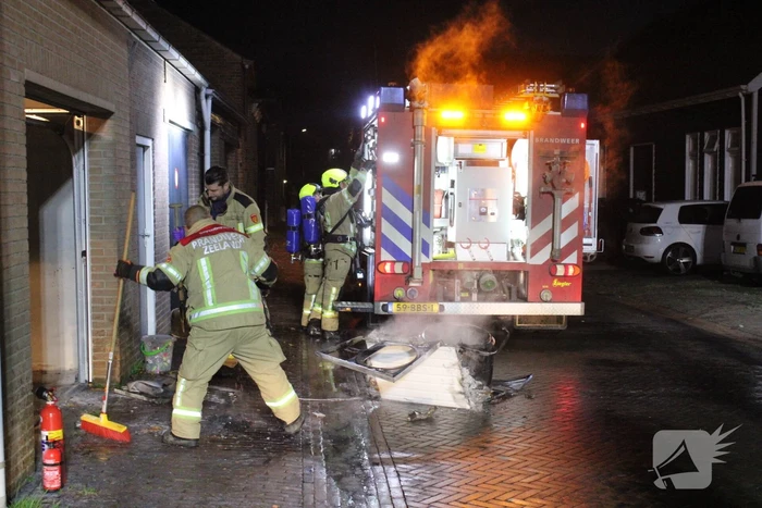 Wasdroger in brand in garage