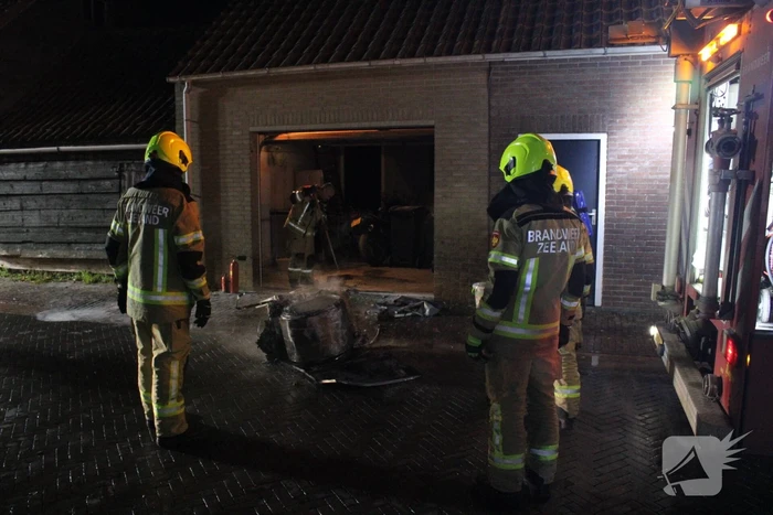 Wasdroger in brand in garage