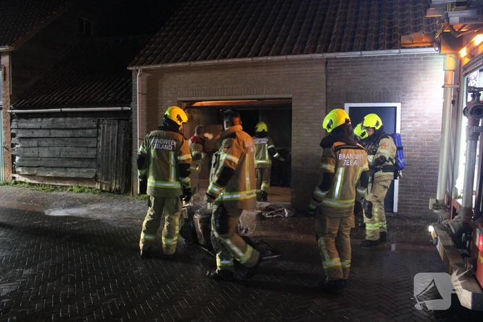 Wasdroger in brand in garage