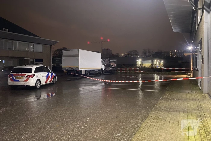 Voertuig te water door gladheid