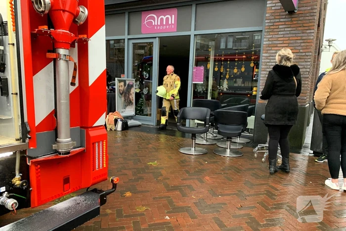 AMI kappers ontruimd vanwege wateroverlast