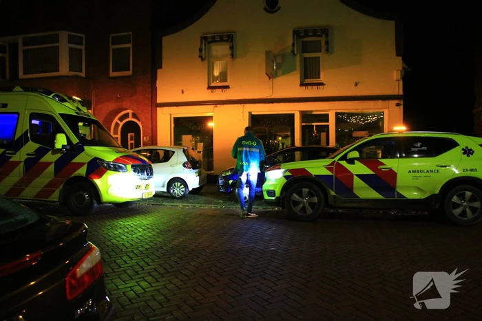 Grote inzet nadat mannen onwel raken in toiletruimte