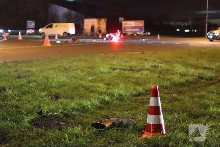 Motorrijder zwaargewond bij botsing met auto
