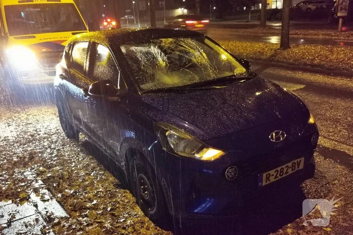 Fietser aangereden door personenauto