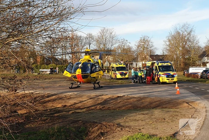 Traumahelikopter opgeroepen bij aanrijding fietser