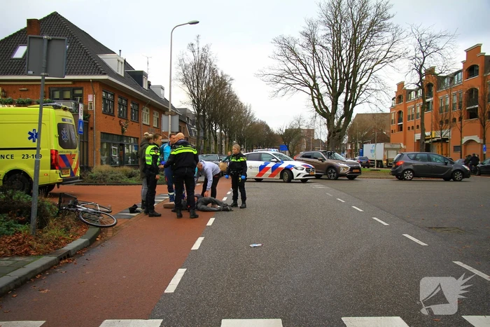 Bestuurder aangehouden na aanrijding fietser