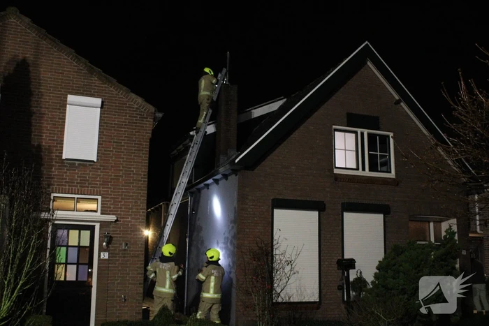 Schoorsteenbrand snel onder controle