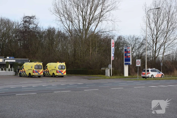 Zwaargewonde bij incident in woning