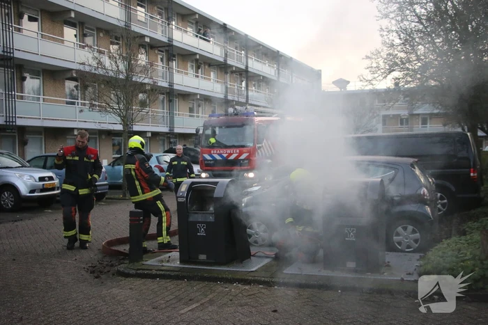 Ondergrondse containerbrand snel geblust