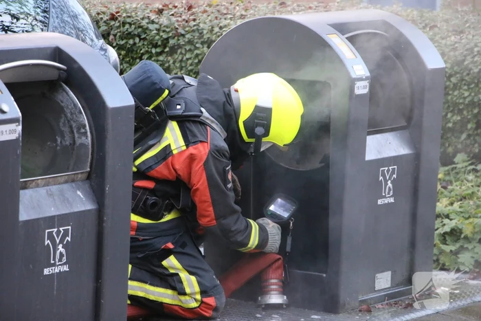 Ondergrondse containerbrand snel geblust