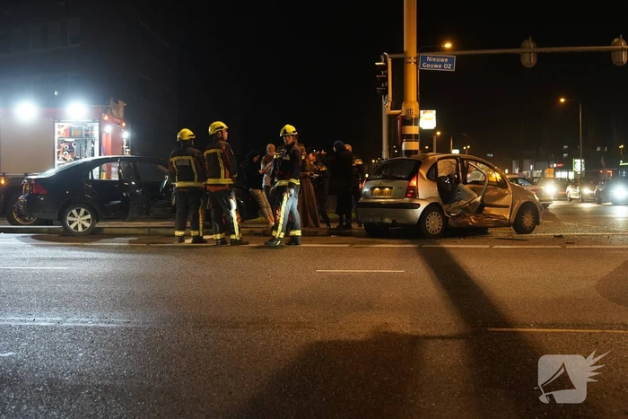 Gewonden en flinke schade na aanrijding