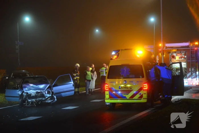 Schade en gewonden na flinke botsing
