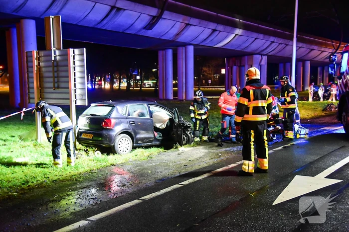Drie doden een zwaargewonde bij botsing