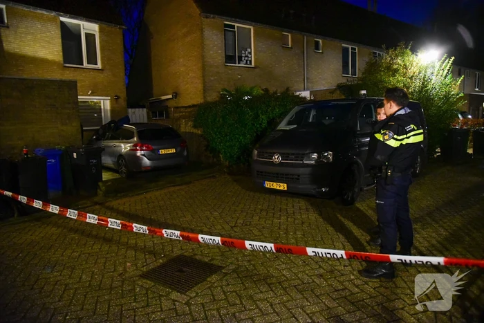 Groot onderzoek naar aantreffen overleden man in woning