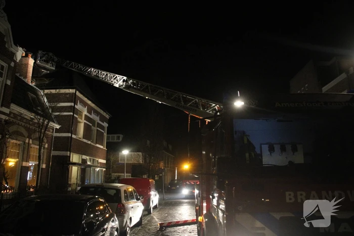 Brandweer ingezet bij brand in schoorsteen van woning