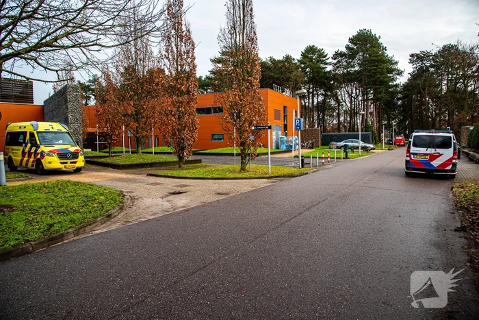 Politie ingezet voor agressief persoon bij kliniek