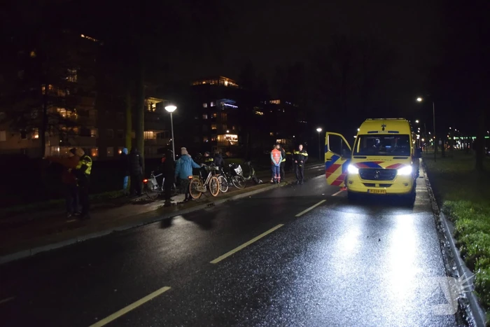 Gewonden bij aanrijding tussen scooters