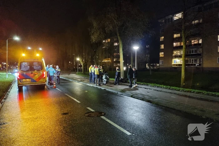 Gewonden bij aanrijding tussen scooters