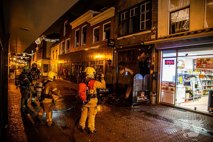 Cafe Proosje zwaar beschadigd na brand