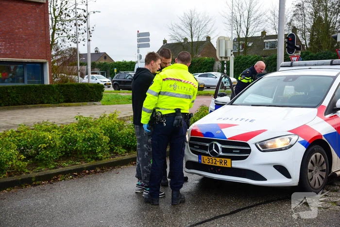 Aanhouding na ongeval tussen auto en bestelbus