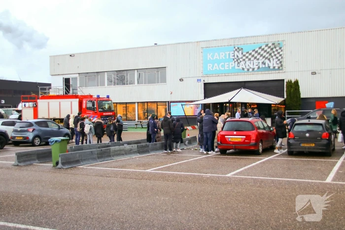 Bleekemolens raceplanet ontruimd vanwege brandlucht