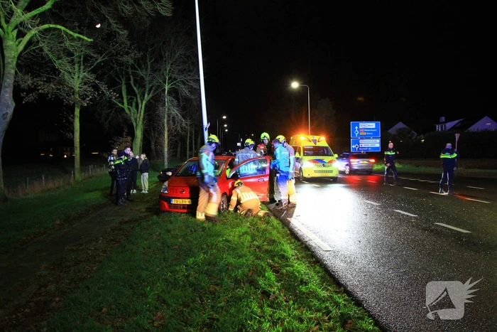 Gewonden na botsing met auto's