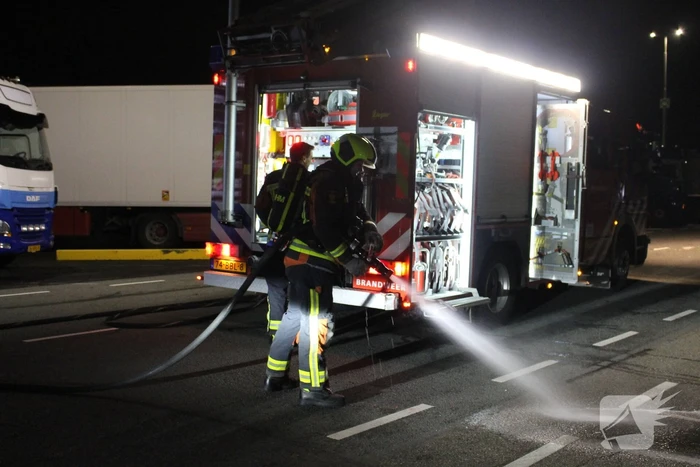 Brand in vrachtwagen snel onder controle