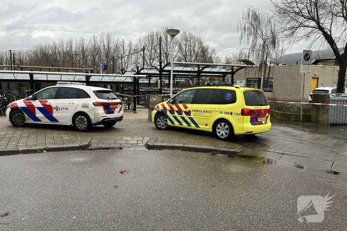 Treinverkeer stil na ongeval bij station