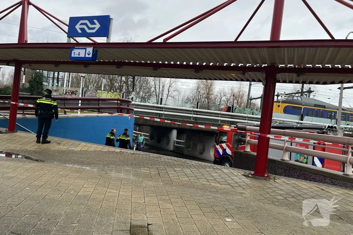 Treinverkeer stil na ongeval bij station