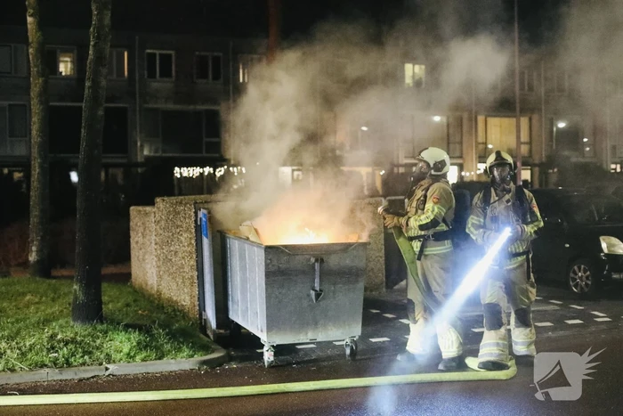Brand in container geblust