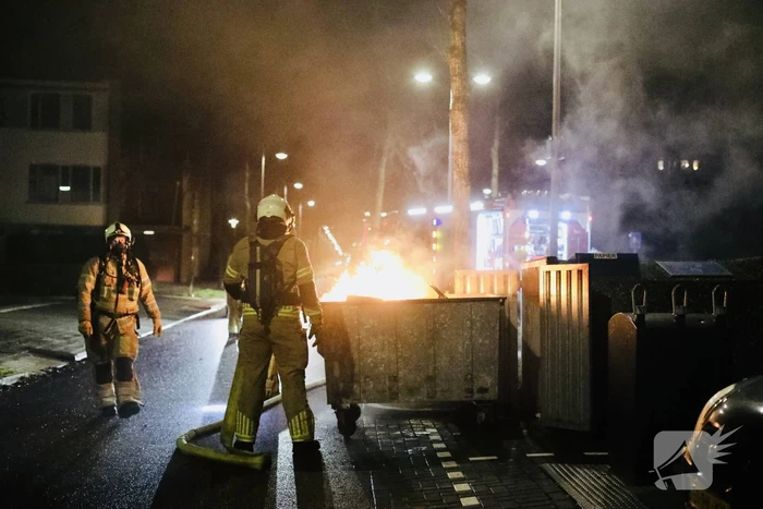 Brand in container geblust