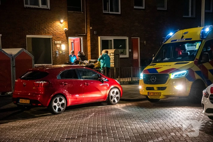 Traumahelikopter ''parkeert'' op dijk