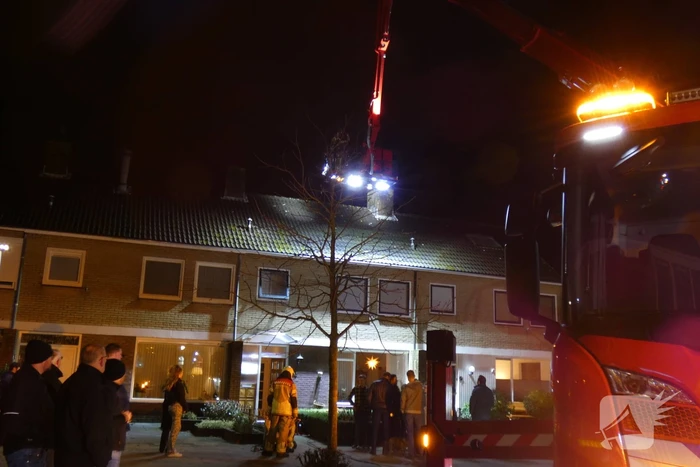 Veel bekijks bij brand op zolder