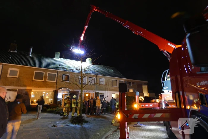 Veel bekijks bij brand op zolder