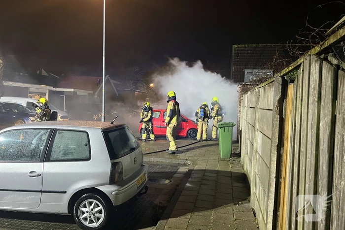Vuurwerk veroorzaakt autobrand