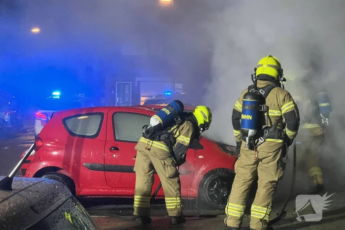 Vuurwerk veroorzaakt autobrand