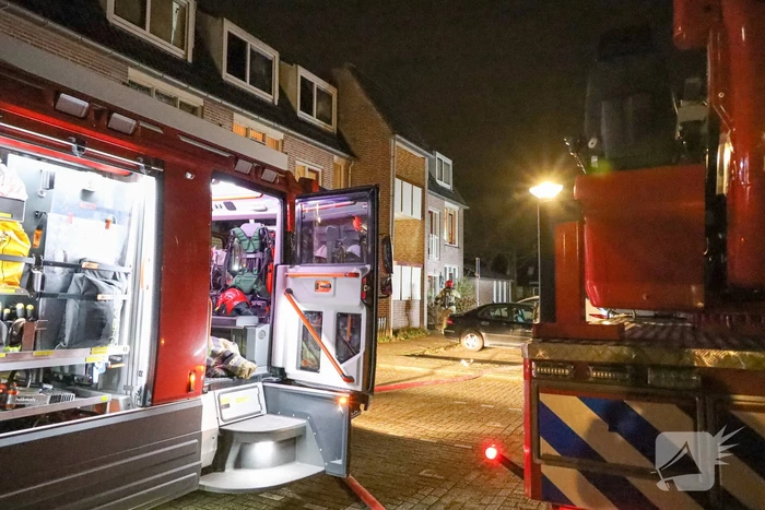 Matras in slaapkamer vliegt in brand