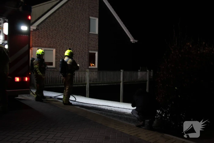 Brand in schuur met vuurwerk