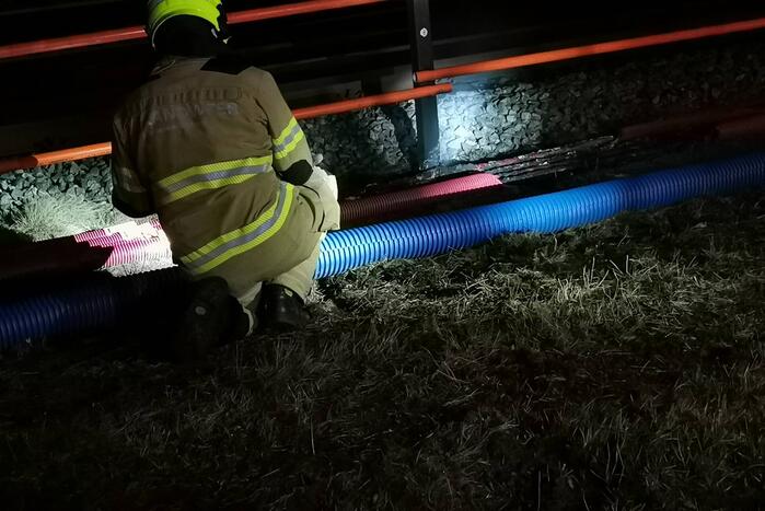 Brand in hoogspanningsleiding langs spoor