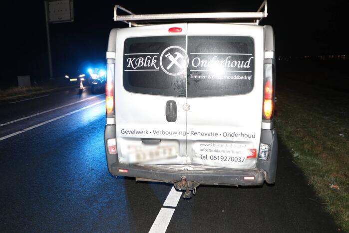 Zoekactie naar persoon na ongeval tussen twee voertuigen