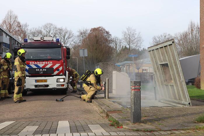 Brand in ondergrondse container
