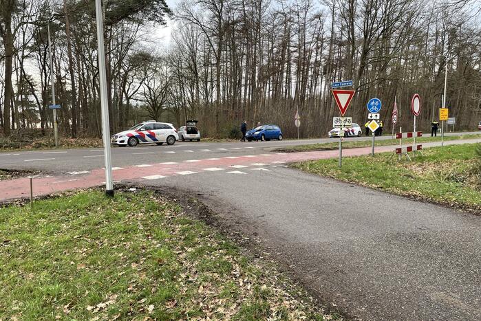 Twee auto's op elkaar geklapt