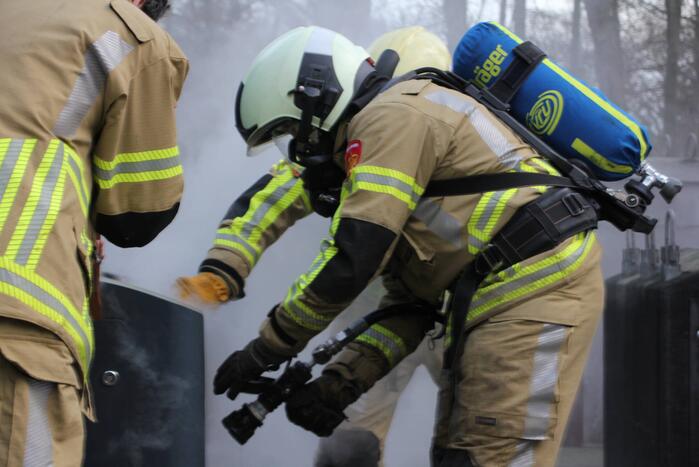 Brand ontstaan in ondergrondse plastic container